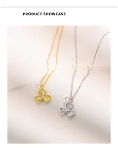 Stunning 999 silver clover clavicle necklace with sparkling crystal details for chic daily wear.