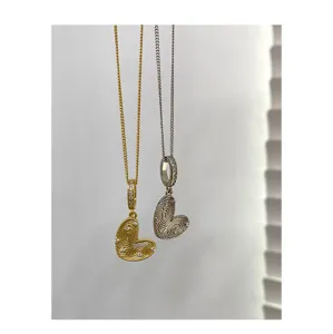 S925 Silber Fingerabdruck Herz Anhänger Halskette, elegante goldene silberne Kette Detail.