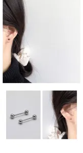 Minimalistische S925 Sterlingsilber kleine Kugel Ohrstecker fuer den taeglichen Alltag.