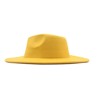 Detailansicht des extra breiten Wollfilz Flat Fedora Jazz Hut in strahlendem Gelb.
