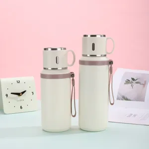 Bouteille d'eau isotherme en acier inoxydable minimaliste tasse de voyage double