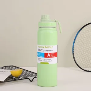 Bouteille d'eau isotherme en acier inoxydable grande capacite sport en plein air detail