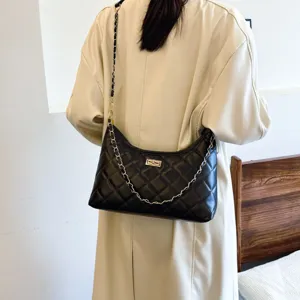 Women quilted chain shoulder bag fashion PU leather underarm crossbody bag classic chic handbag