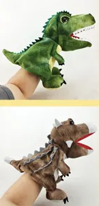 Vue détaillée de marionnettes à main dinosaure avec T-Rex et Triceratops à bouche mobile.