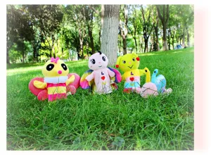 Cute insect plush hand puppets set, soft butterfly and bee toys for kids, kindergarten fun.
