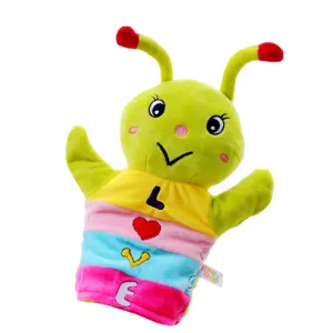 Simpatico giocattolo marionetta a mano in peluche di bruco verde per bambini educazione