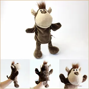 Marionnette à main en peluche avec longues jambes et bouche mobile pour les enfants.