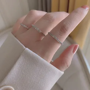 Anello Morbido Scintillante in Argento Sterling 925 Minimalista per Donna Tendenza Moda Geometrico Impilamento Gioiello Dito Regalo