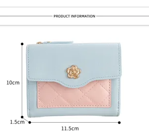 Petit portefeuille femme en cuir PU avec fermoir fleur et poche matelassée rose.