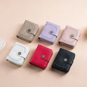 Portafoglio corto da donna con porta carte in pelle cera d'olio design cavo portamonete.