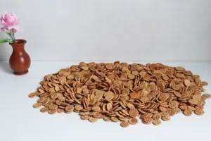 Natuurlijke geweven rattan ronde knop accessoires voor handgemaakte oorbellen en DIY projecten.