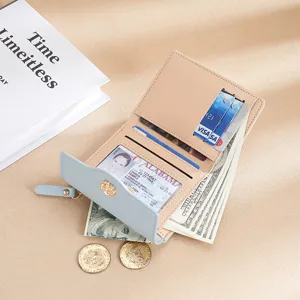 Portefeuille court élégant en cuir PU pour femme avec multiples fentes et poche zippée.