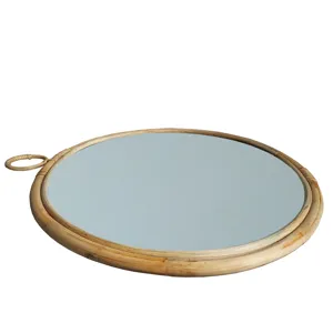 Specchio decorativo rotondo in vimini con anello di sospensione, ideale per corridoio e camera.