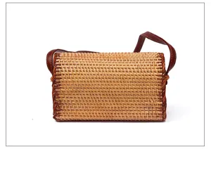 Geweven rotan schoudertas voor dames, stijlvolle strooien crossbody tas voor zomer strand en dagelijks.