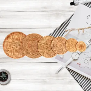 Natural rattan woven coaster set, handmade round tea mat and heat insulation pad for home kitchen.