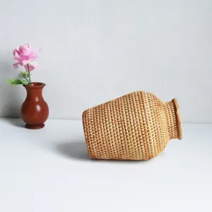 Nordic style woven rattan decorative vase, minimalist handmade wicker flower pot for home decor.