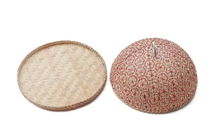 Détail de l'ensemble de cloche à plat tissée en bambou naturel, écologique et sain.