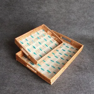 Geflochtenes Rattan Tablett Set mit Muster Boden, rustikaler Deko Korb für Zuhause.