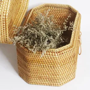 Handmade rattan woven storage box with lid, polygonal wicker basket for jewelry cosmetics.