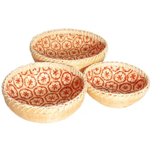 Panier de fruits en bambou tissé rond set de trois pour la maison bonbons et collations.