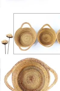 Nahaufnahme des handgefertigten runden Rattan-Aufbewahrungskorbs mit natürlicher Flechtstruktur.