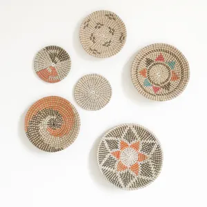 Cesti da appendere alla parete in erba di siepe tessuti a mano set decorativo boho