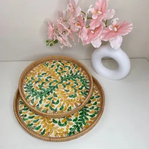 Vassoio Portaoggetti Intessuto a Mano in Rattan e Conchiglia Vassoio da Portata Decorativo Rotondo in Pianta Naturale per Soggiorno Sala da Pranzo Casa