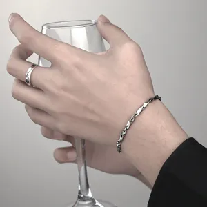 Minimalist Titanium Steel Mobius Loop Chain Bracelet Twisted Links Necklace Unisex Hip Hop Polished Geometric Jewelry For Men Women Daily Decor Gift