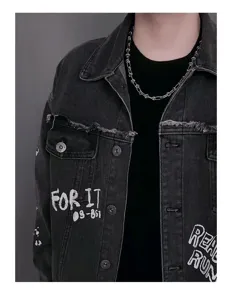 Men hip hop titanium steel thorn link chain necklace close-up, minimalist streetwear jewelry.