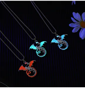 Set collar colgante dragón luminoso, joyería retro de dragón de fuego para hombres y parejas.
