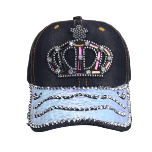 Dames strass kroon denim honkbalpet, sprankelende kristallen rand voor stijlvolle look.