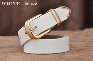 Detail shot of white women belt featuring gold buckle and leather material design for daily wear.