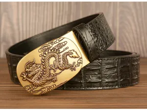 Cintura in pelle da uomo con fibbia a forma di drago e fantasia coccodrillo nera.