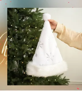 Gorro de Navidad de felpa blanca con copos de nieve de lentejuelas plateadas, decoración suave.