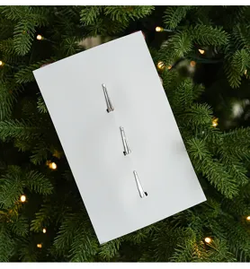Tarjeta de exhibición de adorno de árbol de navidad con clips de metal decoración colgante