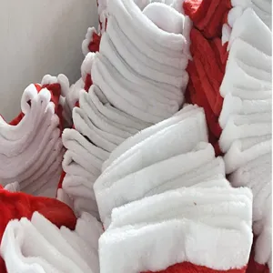 Gorro de Navidad de felpa rojo y blanco stock de fabrica fiesta de vacaciones decoracion