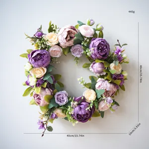 Gedetailleerd overzicht van kunstbloemenkrans met pioenen en rozen met afmetingen.