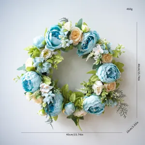 Mooie kunstmatige pioenenkrans voor voordeur hangend, bruiloft en huisdecoratie.