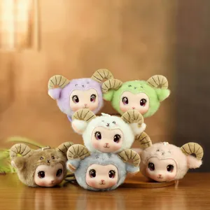 Simpatico Portachiavi in Peluche di Agnello Cartone Animato Ciondolo a Forma di Pecora in Vinile per Ragazze Kawaii Animale di Peluche Regalo