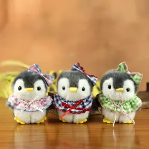 Simpatico Cartone Animato Animale Peluche Pinguino Ciondolo Portachiavi Bambola Morbido Giocattolo Farcito Borsa Accessorio Ornamento Con Sciarpa A Quadri Fiocco