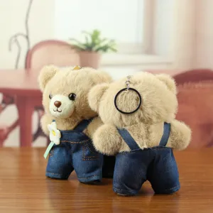 Porte-clés ours en peluche mignon en salopette en denim, ornement de sac à dos doux cadeau d'anniversaire.