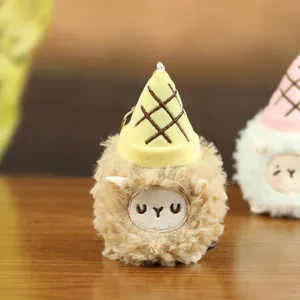 Süßer Eiscreme Plüsch Schlüsselanhänger Detail, flauschiger Cartoon Puppen Anhänger.
