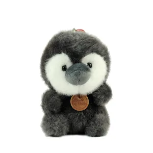 Cute penguin plush toy keychain, soft stuffed animal bag pendant, fluffy doll decoration.