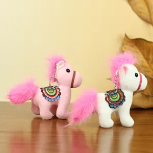 Portachiavi carino in peluche a forma di cavallo, morbido ciondolo per borsa regalo.