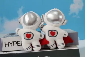 Süßer Astronaut Plüsch Schlüsselanhänger Paar Anhänger Mini Raumfahrer Puppe Geschenk