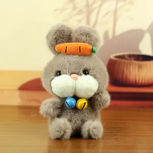 Détail en peluche de lapin duveteux, joli couvre-chef de carotte, pendentif de sac.