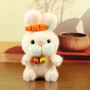 Adorable jouet suspendu en peluche lapin avec carotte et cloches, poupée lapin douce.
