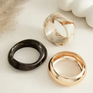 Conjunto de resina y metal de diseño irregular, brazalete estético geométrico vintage para mujeres.