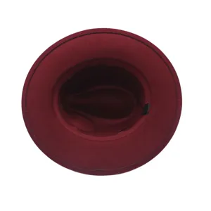 Bordeauxroter Wollfilz Fedora Hut Innenansicht Detailaufnahme, klassisches Design Accessoire