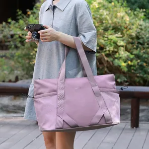 Große pinke Yoga Reisetasche für Damen, Freizeittasche mit Netzen für Sport und Reise.